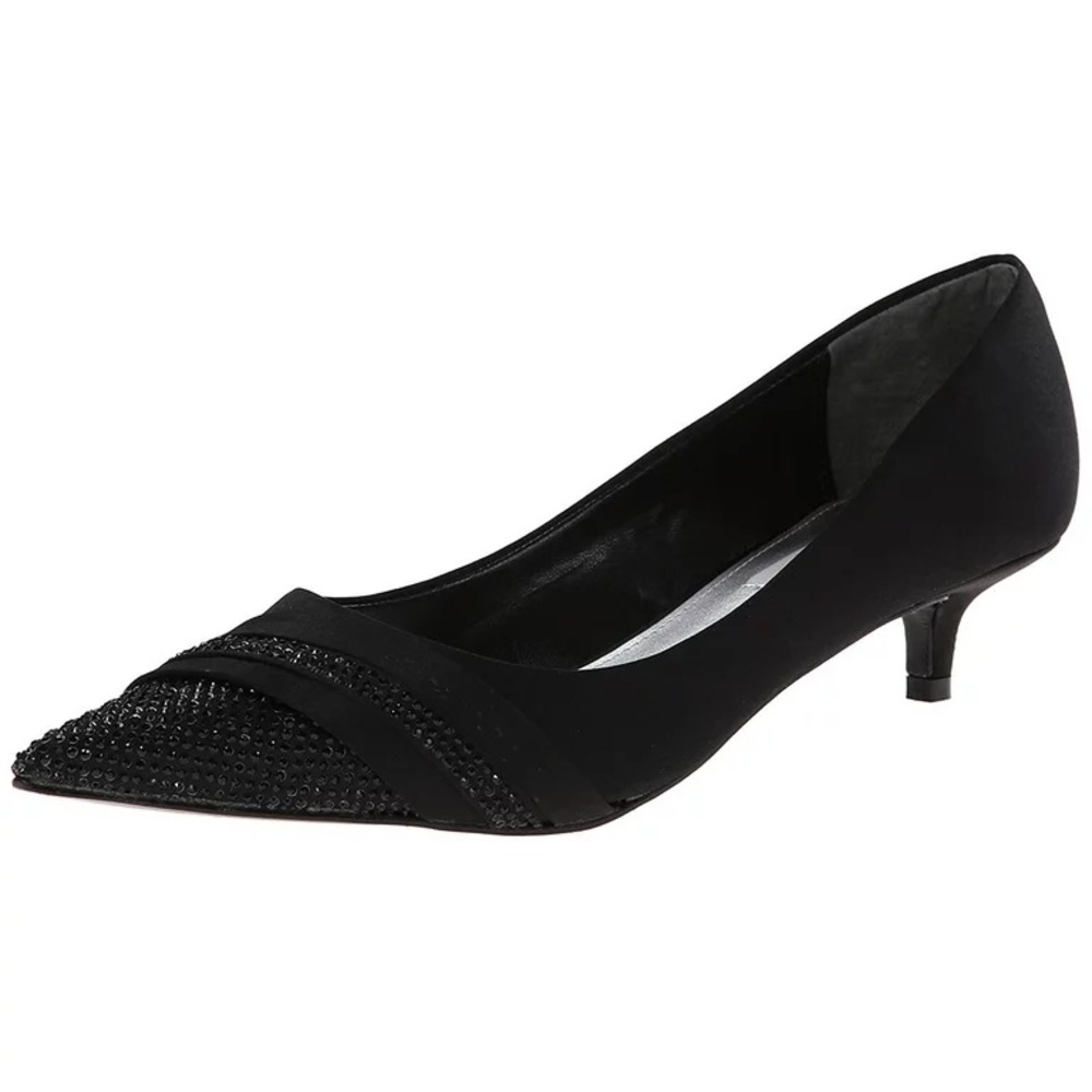 Nina Emmie rhinestone toe 1.5 inch heel size 6.5